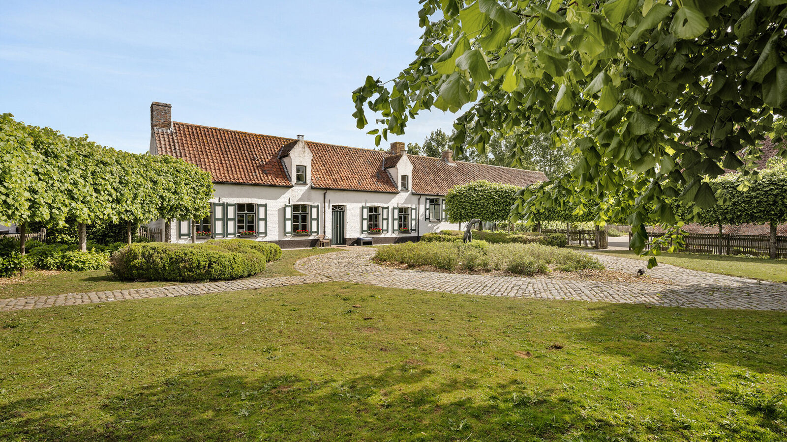 Country house for sale in Brugge
