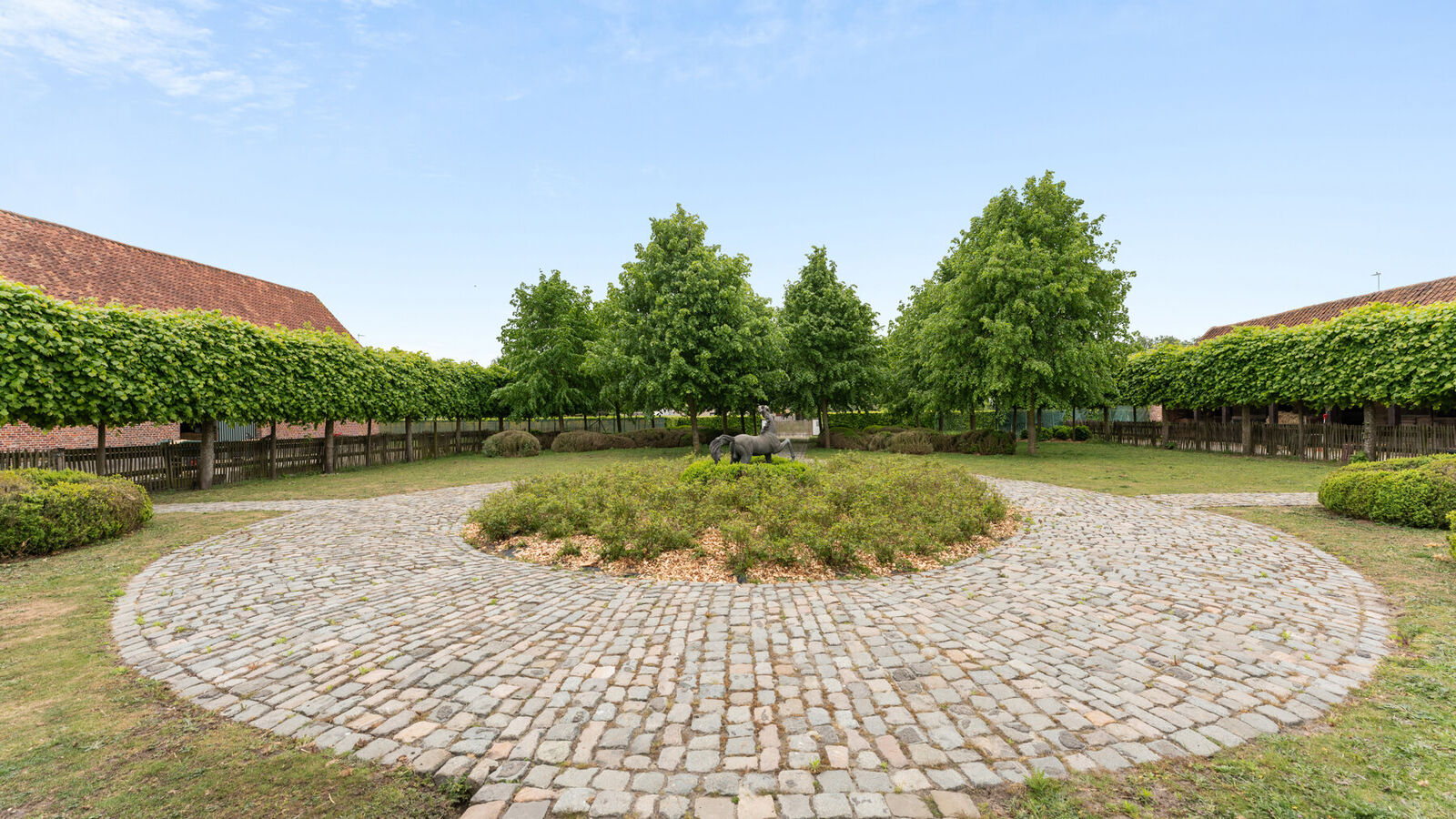 Country house for sale in Brugge