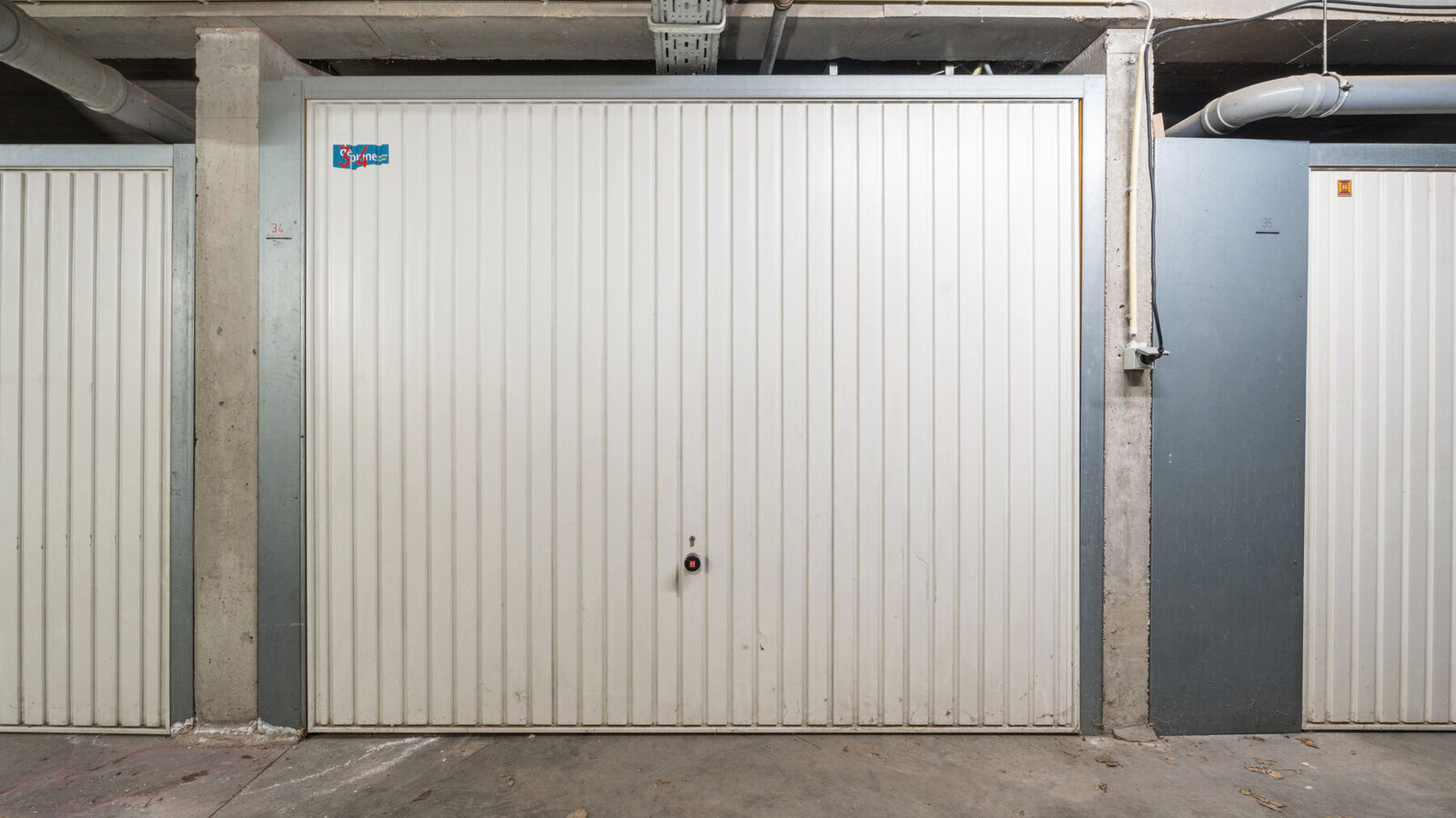 Garage + débarras à vendre à Sint-Idesbald