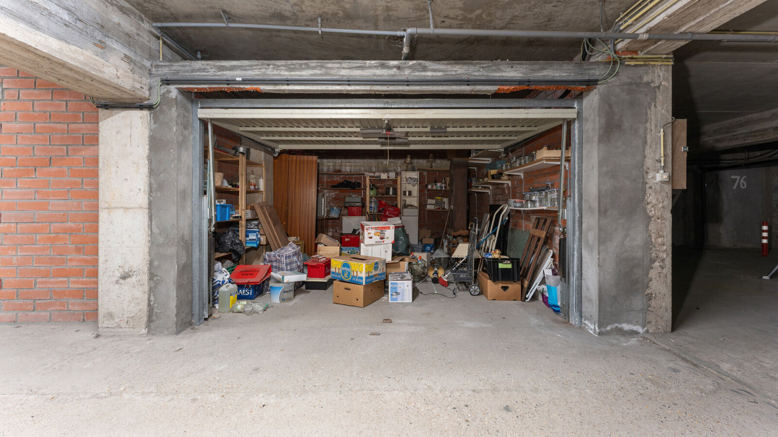 Gesloten garagebox te koop in Koksijde
