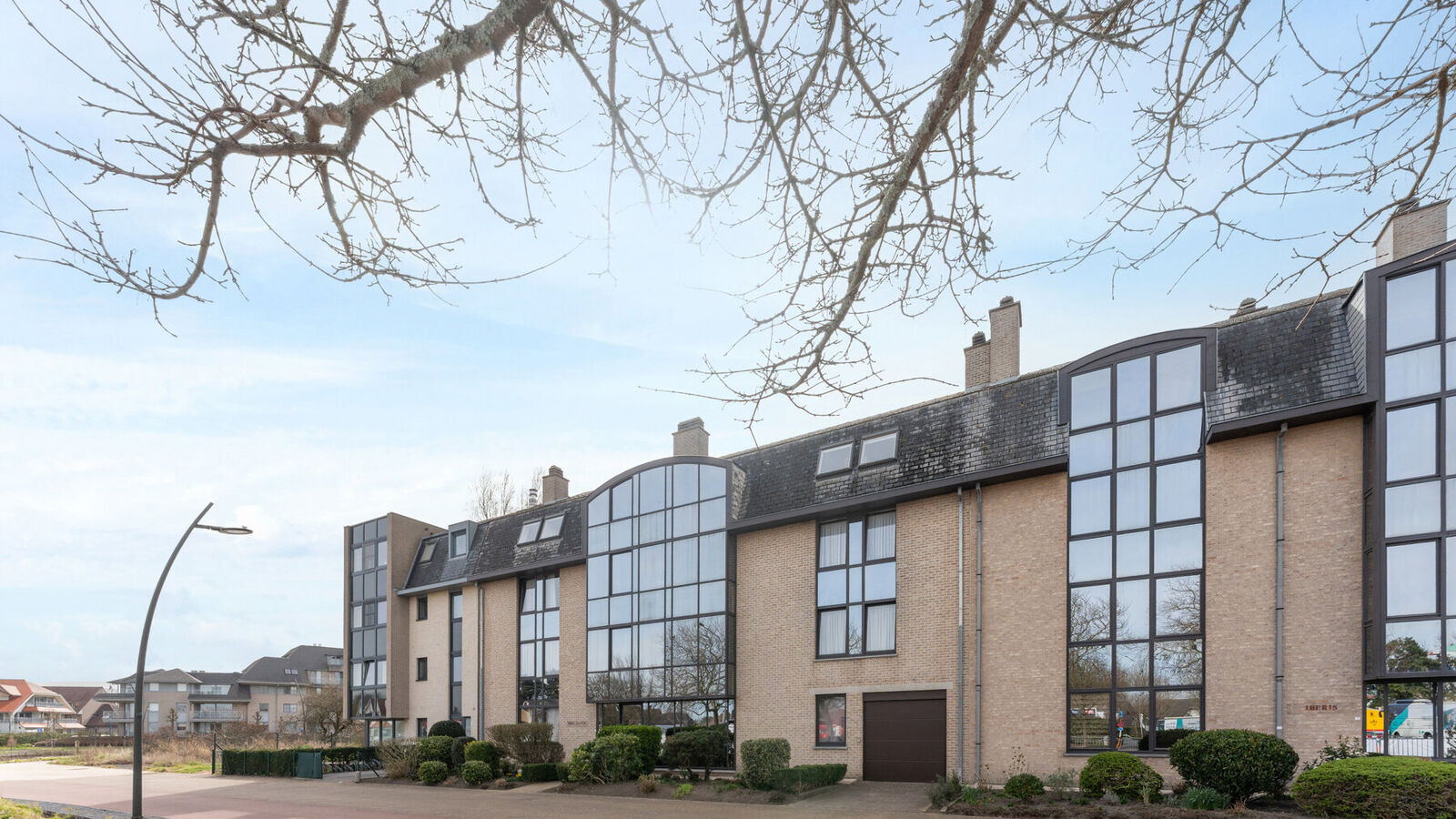 Gesloten garagebox te koop in Koksijde